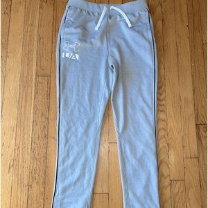 Under armor size yxl grey sweat pants